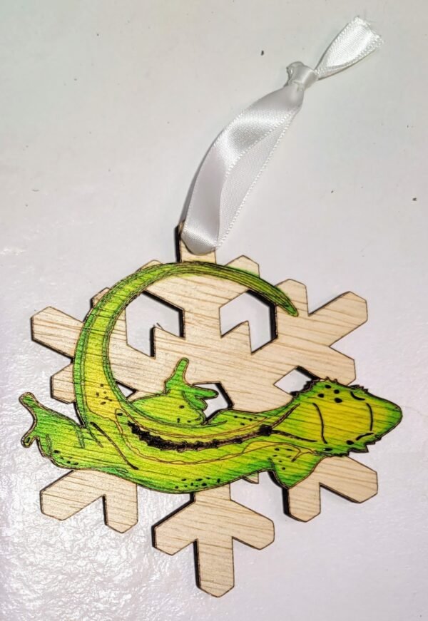 Crested Gecko Snowflake Holiday Ornament (Festive Stu) - Image 3