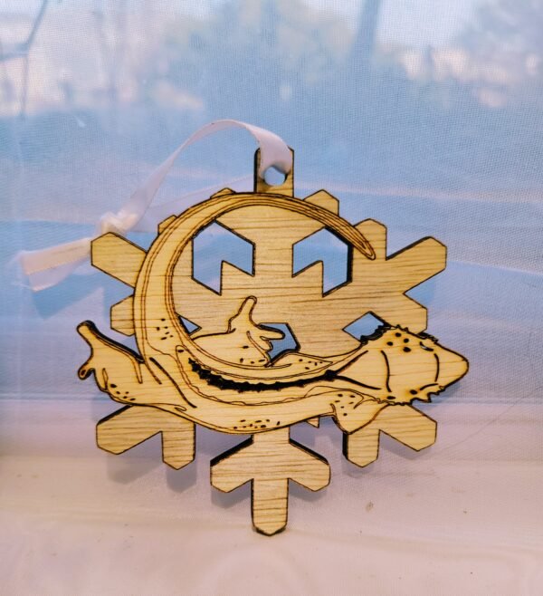 Crested Gecko Snowflake Holiday Ornament (Festive Stu) - Image 9