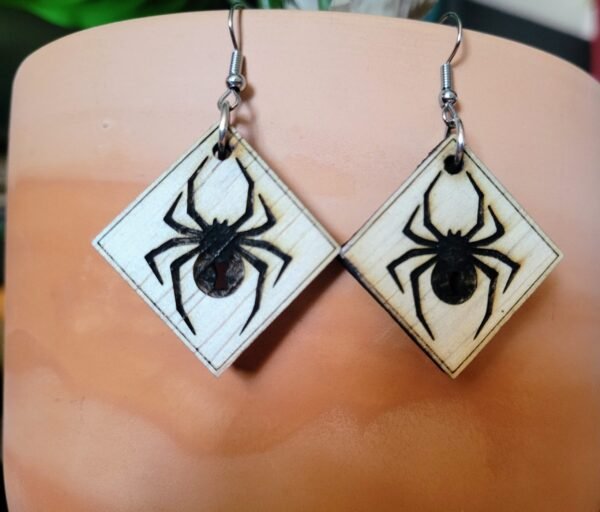 Black Widow in Diamond - Image 7