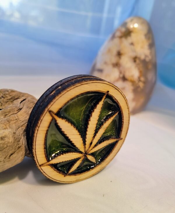 Cannabis Framed in Circle (layered, resin filled) - Image 2