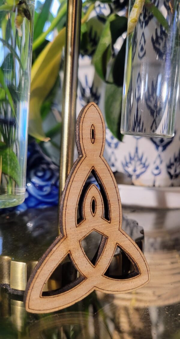 Motherhood Knot - Image 2